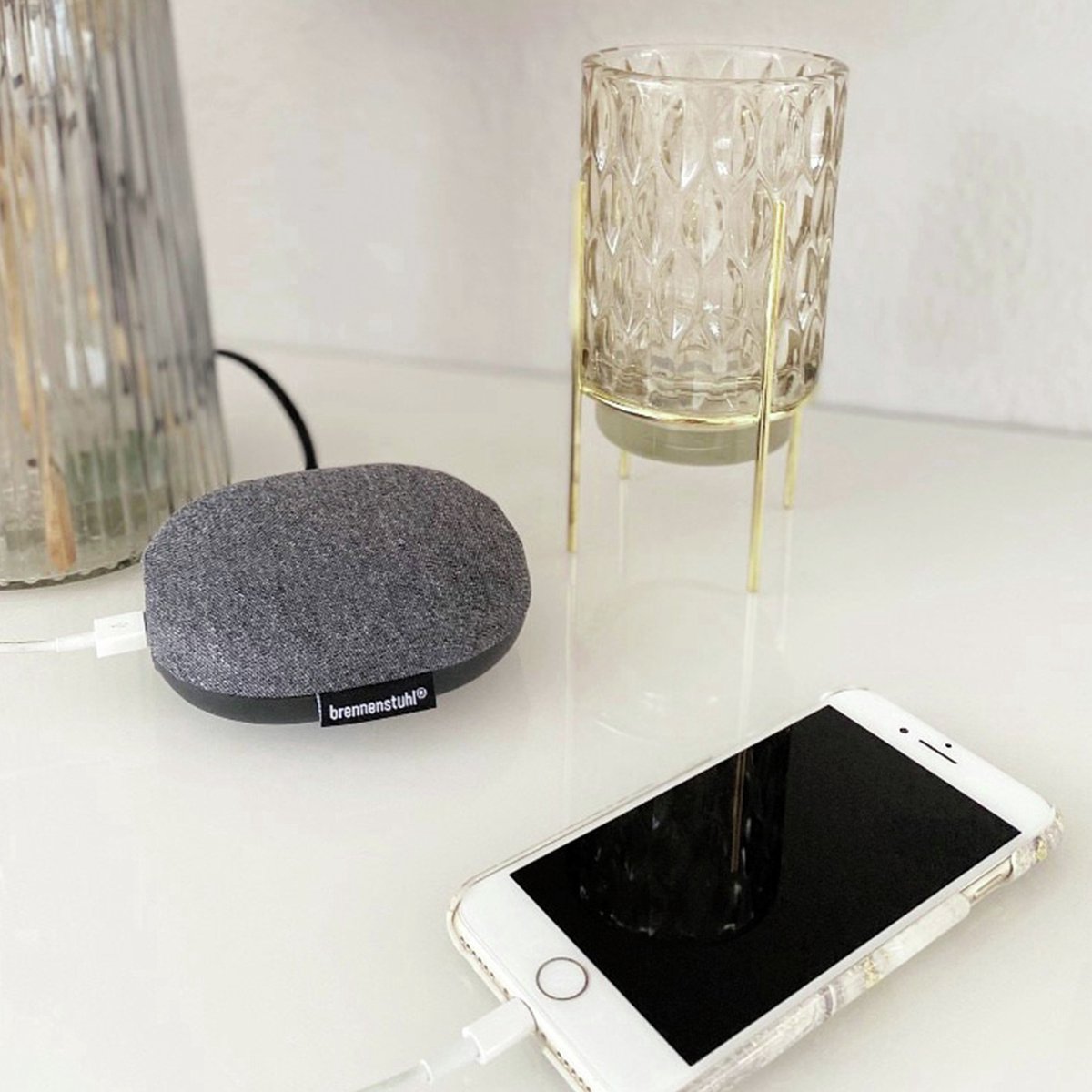 brennenstuhl®estilo laadstation met textieloppervlak (Stekkerdoos met 1x Eurostekker en 2x USB-lader) zwart/antraciet