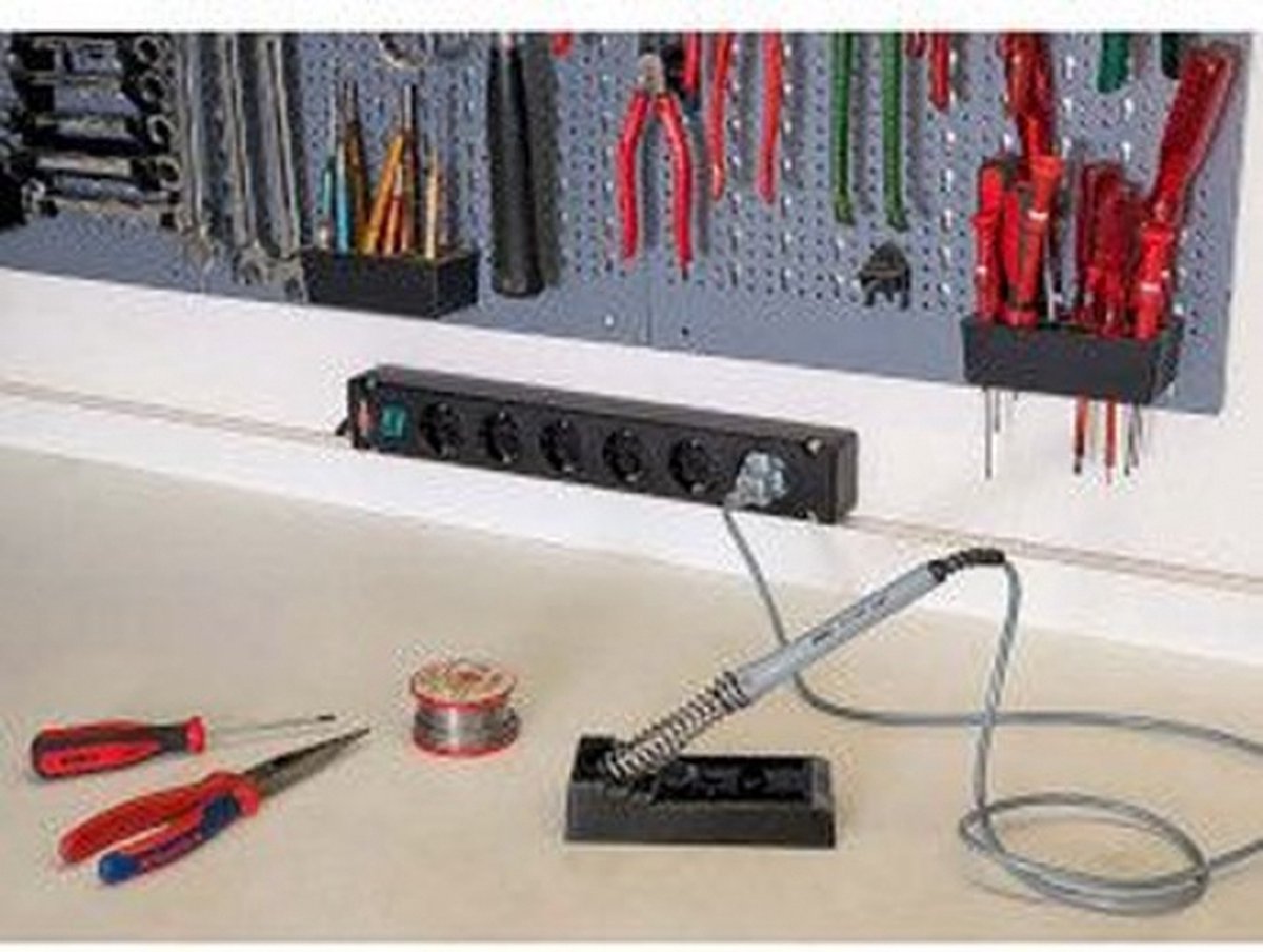 Bremounta stekkerdoos 6-voudig zwart 3m H05VV-F 3G1,5